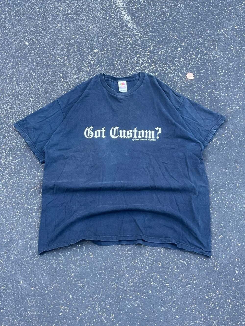 Y2K Vintage Fruit Of The Loom Lucky's Garage T-Shirt Size 2XL Black 2004